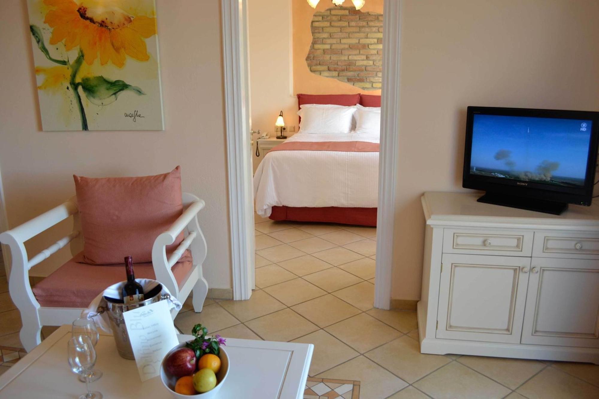 איוס סטפנוס Delfino Blu Wellness Boutique Hotel מראה חיצוני תמונה